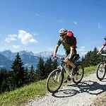 Helmreich-4 By Interhome *