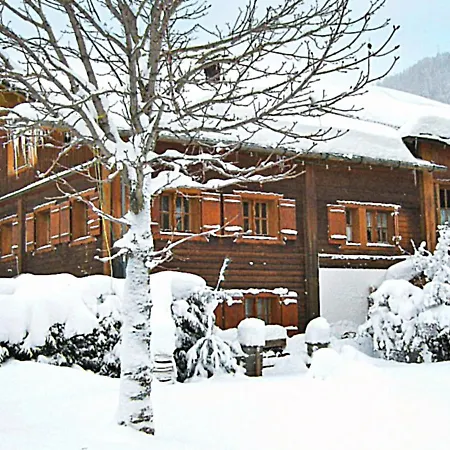 Helmreich-4 By Interhome